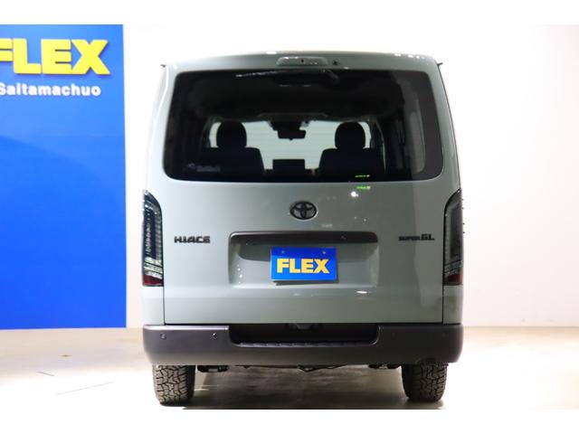 ハイエースバン ロングスーパーＧＬ　アースカラーパッケージ　ディーゼル４ＷＤ　ブラックエディション　ＢＩＧＸ１１インチナビＥＴＣ　ＨＤＭＩ端子　ルーフスピーカー　ブラウンベッドキット　シートカバー　ＬＥＤテールランプ　１６インチアルミ（26枚目）