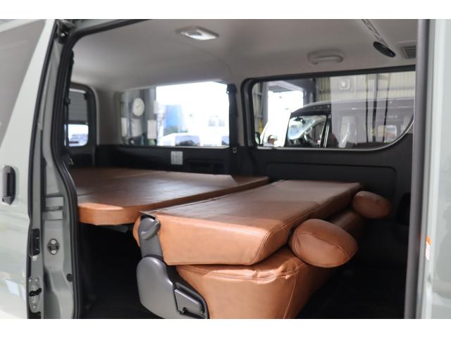 ハイエースバン ロングスーパーＧＬ　アースカラーパッケージ　ディーゼル４ＷＤ　ブラックエディション　ＢＩＧＸ１１インチナビＥＴＣ　ＨＤＭＩ端子　ルーフスピーカー　ブラウンベッドキット　シートカバー　ＬＥＤテールランプ　１６インチアルミ（62枚目）