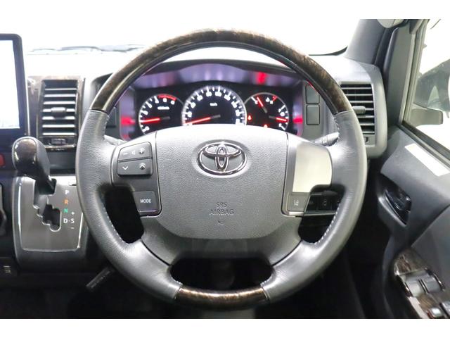 ハイエースバン スーパーＧＬ　ダークプライムＩＩワイド　ロングボディ　ＢＩＧ－Ｘ１１インチ　両側自動ドア　トヨタセーフティー　ＦＬＥＸフロントエアロ／オーバーフェンダー　１．５インチローダウン　ＤＥＬＦ０２　１７インチＡＷ／ナスカータイヤ　アルティメット２ＬＥＤテール（29枚目）