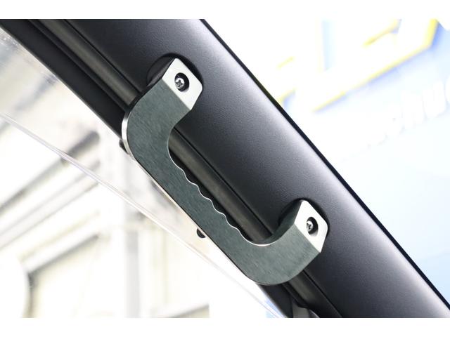 ハイエースバン スーパーＧＬ　ダークプライムＩＩワイド　ロングボディ　ＢＩＧ－Ｘ１１インチ　両側自動ドア　トヨタセーフティー　ＦＬＥＸフロントエアロ／オーバーフェンダー　１．５インチローダウン　ＤＥＬＦ０２　１７インチＡＷ／ナスカータイヤ　アルティメット２ＬＥＤテール（31枚目）