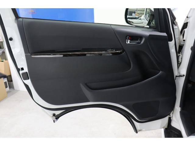 ハイエースバン スーパーＧＬ　ダークプライムＩＩワイド　ロングボディ　ＢＩＧ－Ｘ１１インチ　両側自動ドア　トヨタセーフティー　ＦＬＥＸフロントエアロ／オーバーフェンダー　１．５インチローダウン　ＤＥＬＦ０２　１７インチＡＷ／ナスカータイヤ　アルティメット２ＬＥＤテール（37枚目）