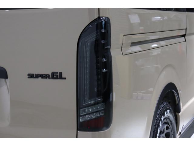 ハイエースバン ロングスーパーGL アースカラーパッケージ ブラックエディション仕様/オフロードパッケージ BIG-X11インチナビ 高さ調整式ベットキット フロントエアロ オーバーフェンダー LEDテール NT-1アルミ ダンロップ(35枚目)