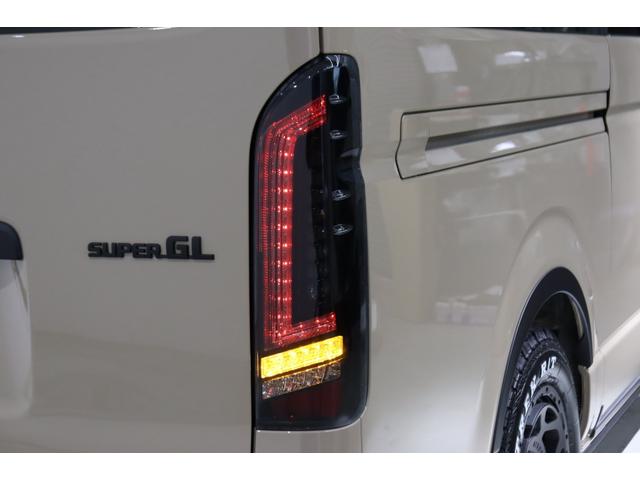 ハイエースバン ロングスーパーGL アースカラーパッケージ ブラックエディション仕様/オフロードパッケージ BIG-X11インチナビ 高さ調整式ベットキット フロントエアロ オーバーフェンダー LEDテール NT-1アルミ ダンロップ(37枚目)