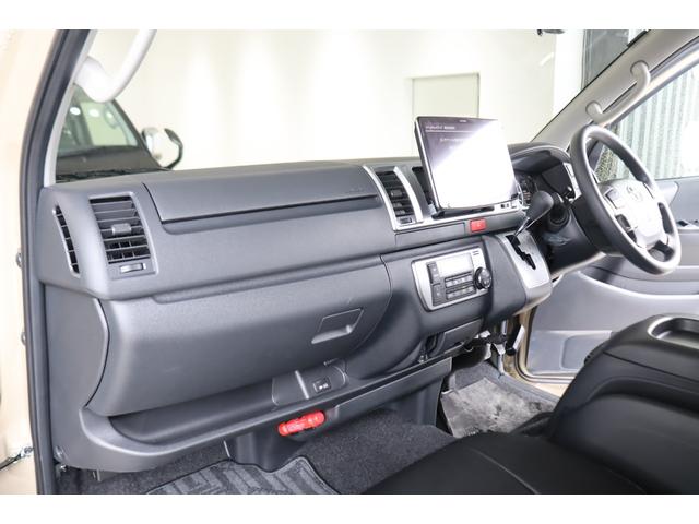 ハイエースバン ロングスーパーGL アースカラーパッケージ ブラックエディション仕様/オフロードパッケージ BIG-X11インチナビ 高さ調整式ベットキット フロントエアロ オーバーフェンダー LEDテール NT-1アルミ ダンロップ(56枚目)