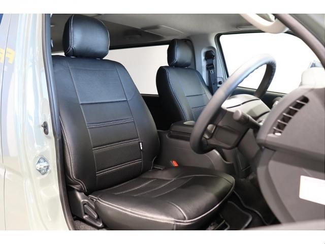 ハイエースバン ロングスーパーＧＬ　アースカラーパッケージ　ブラックエディション　ＢＩＧＸ１１インチナビ　ＥＴＣ２．０　ＨＤＭＩ端子　シートカバー　ベッドキット　パワースライドドア　パノラミックビューモニター　デジタルインナーミラー（8枚目）