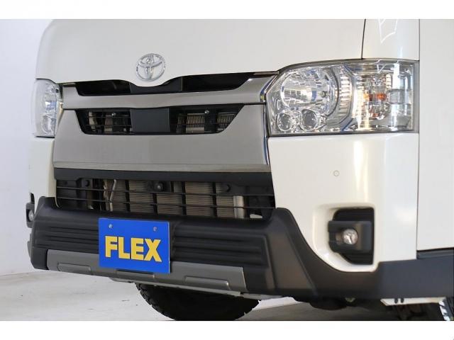 ハイエースバン スーパーＧＬ　ダークプライムＩＩ　オフロードカスタム　リクライニングベット付き　パワースライドドア　デジタルインナーミラー　パノラミックビューモニター　７インチフルセグナビ　ＥＴＣ　１６インチアルミホイール　ＬＥＤテールランプ（16枚目）