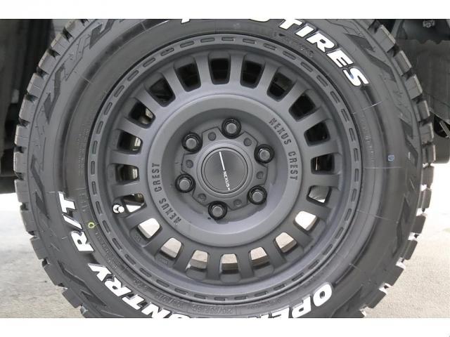 ハイエースバン スーパーＧＬ　ダークプライムＩＩ　オフロードカスタム　リクライニングベット付き　パワースライドドア　デジタルインナーミラー　パノラミックビューモニター　７インチフルセグナビ　ＥＴＣ　１６インチアルミホイール　ＬＥＤテールランプ（19枚目）