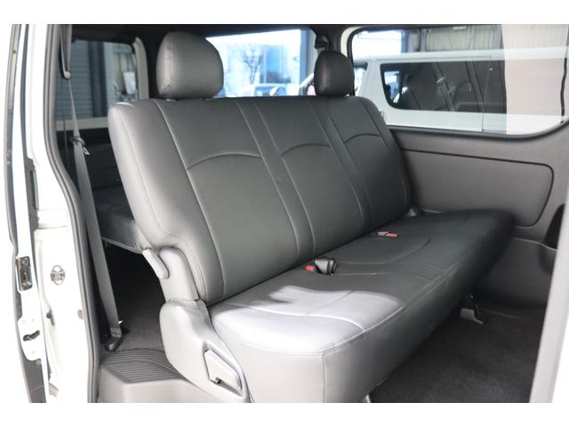 ハイエースバン スーパーＧＬ　ダークプライムＩＩ　オフロードカスタム　リクライニングベット付き　パワースライドドア　デジタルインナーミラー　パノラミックビューモニター　７インチフルセグナビ　ＥＴＣ　１６インチアルミホイール　ＬＥＤテールランプ（38枚目）