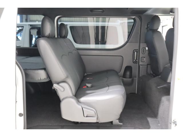 ハイエースバン スーパーＧＬ　ダークプライムＩＩ　オフロードカスタム　リクライニングベット付き　パワースライドドア　デジタルインナーミラー　パノラミックビューモニター　７インチフルセグナビ　ＥＴＣ　１６インチアルミホイール　ＬＥＤテールランプ（40枚目）