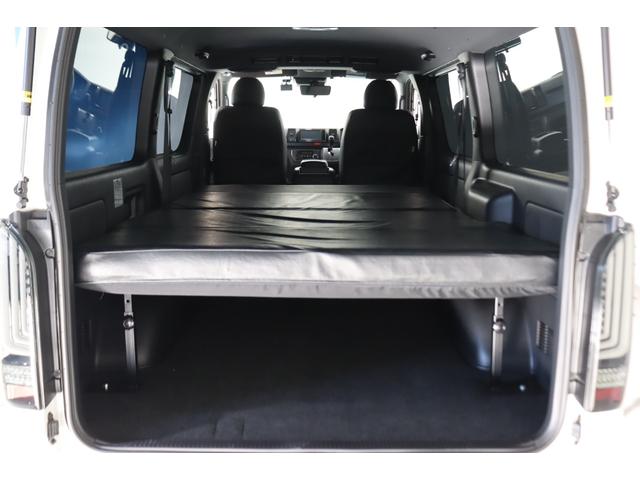 ハイエースバン スーパーＧＬ　ダークプライムＩＩ　オフロードカスタム　リクライニングベット付き　パワースライドドア　デジタルインナーミラー　パノラミックビューモニター　７インチフルセグナビ　ＥＴＣ　１６インチアルミホイール　ＬＥＤテールランプ（41枚目）