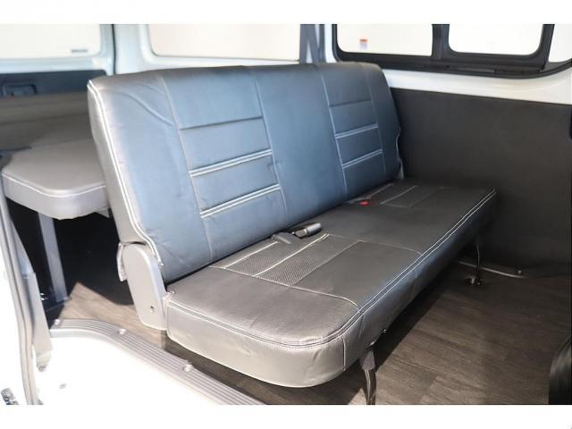 ハイエースバン ロングＤＸ　新車　ＤＸ　ガソリン２ＷＤ　丸目　Ｒｅグリル　Ｔ－ＦＯＲＣＥ　ＮＣ－１／１６インチＡＷ　ダンロップ　オーバーフェンダー　クラシックテール　アルパインナビ　ＨＤＭＩ　ベッド　シートカバー　デジタルミラー（10枚目）
