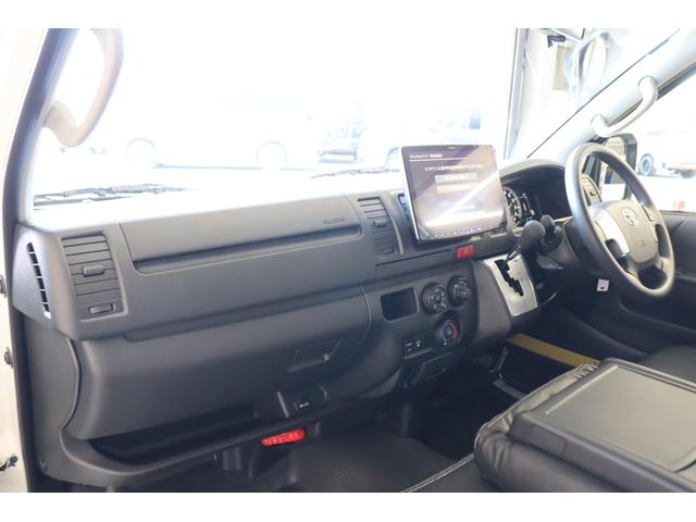 ハイエースバン ロングＤＸ　新車　ＤＸ　ガソリン２ＷＤ　丸目　Ｒｅグリル　Ｔ－ＦＯＲＣＥ　ＮＣ－１／１６インチＡＷ　ダンロップ　オーバーフェンダー　クラシックテール　アルパインナビ　ＨＤＭＩ　ベッド　シートカバー　デジタルミラー（23枚目）