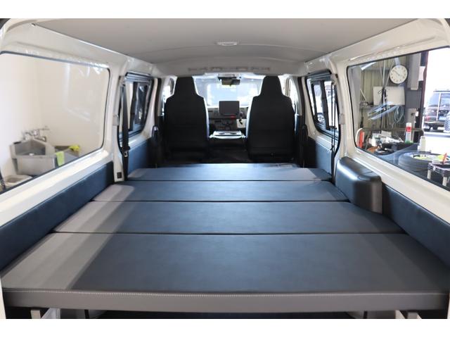 ハイエースバン ロングＤＸ　新車　ＤＸ　ガソリン２ＷＤ　丸目　Ｒｅグリル　Ｔ－ＦＯＲＣＥ　ＮＣ－１／１６インチＡＷ　ダンロップ　オーバーフェンダー　クラシックテール　アルパインナビ　ＨＤＭＩ　ベッド　シートカバー　デジタルミラー（45枚目）