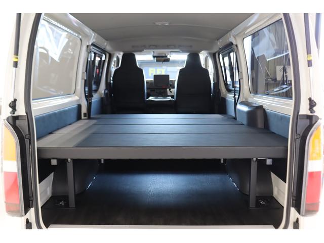 ハイエースバン ロングＤＸ　新車　ＤＸ　ガソリン２ＷＤ　丸目　Ｒｅグリル　Ｔ－ＦＯＲＣＥ　ＮＣ－１／１６インチＡＷ　ダンロップ　オーバーフェンダー　クラシックテール　アルパインナビ　ＨＤＭＩ　ベッド　シートカバー　デジタルミラー（47枚目）