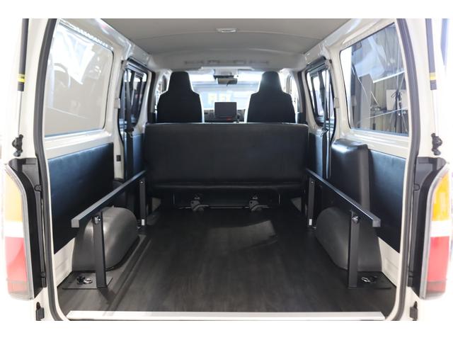 ハイエースバン ロングＤＸ　新車　ＤＸ　ガソリン２ＷＤ　丸目　Ｒｅグリル　Ｔ－ＦＯＲＣＥ　ＮＣ－１／１６インチＡＷ　ダンロップ　オーバーフェンダー　クラシックテール　アルパインナビ　ＨＤＭＩ　ベッド　シートカバー　デジタルミラー（48枚目）