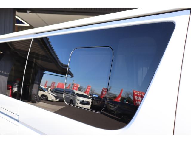 ハイエースバン ロングＤＸ　新車　ＤＸ　ガソリン２ＷＤ　丸目　Ｒｅグリル　Ｔ－ＦＯＲＣＥ　ＮＣ－１／１６インチＡＷ　ダンロップ　オーバーフェンダー　クラシックテール　アルパインナビ　ＨＤＭＩ　ベッド　シートカバー　デジタルミラー（69枚目）