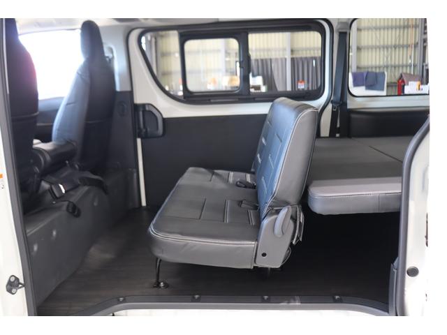 ハイエースバン ロングＤＸ　新車　ＤＸ　ガソリン２ＷＤ　丸目　Ｒｅグリル　Ｔ－ＦＯＲＣＥ　ＮＣ－１／１６インチＡＷ　ダンロップ　オーバーフェンダー　クラシックテール　アルパインナビ　ＨＤＭＩ　ベッド　シートカバー　デジタルミラー（73枚目）