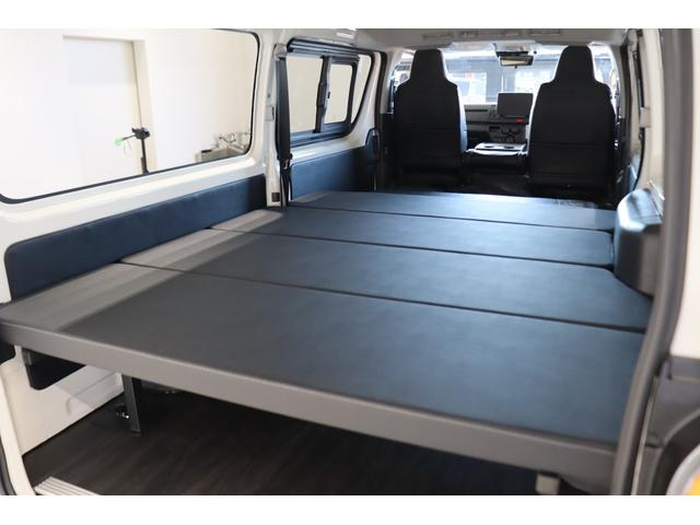 ハイエースバン ロングＤＸ　新車　ＤＸ　ガソリン２ＷＤ　丸目　Ｒｅグリル　Ｔ－ＦＯＲＣＥ　ＮＣ－１／１６インチＡＷ　ダンロップ　オーバーフェンダー　クラシックテール　アルパインナビ　ＨＤＭＩ　ベッド　シートカバー　デジタルミラー（77枚目）