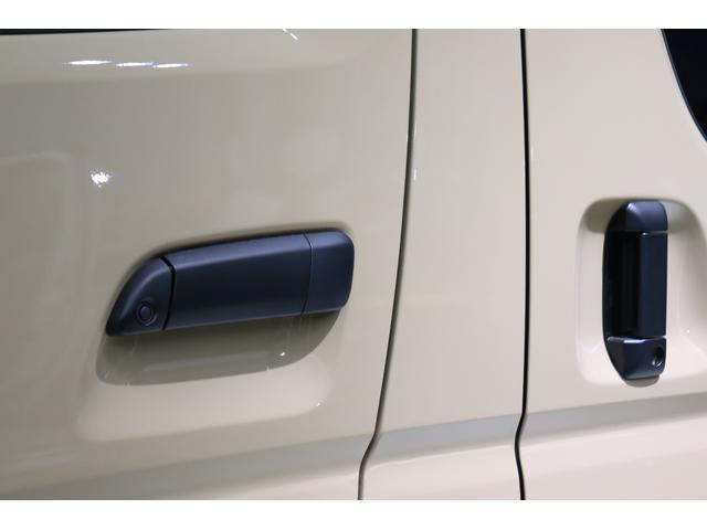 ハイエースバン ロングスーパーＧＬ　ガソリン２ＷＤ　アースカラー　ベージュ　ブラックエディション　バンパー同色　ＮＴ－１　１６インチＡＷ　クラシックＬＥＤテール　オーバーフェンダー　シートカバー　ベッド　パノラミックビューモニター（54枚目）
