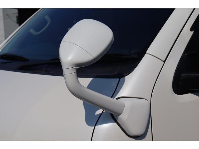 ハイエースワゴン GL ロング 新規作成!内装架装Ver1 専用ベットキット フローリングフロア パノラミックビューモニター デジタルインナーミラー インテリジェントクリアランスソナー 新作アルミ!LEDテールランプ 7インチナビ(17枚目)