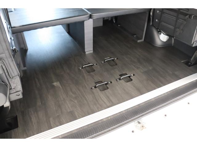 ハイエースワゴン GL ロング 新規作成!内装架装Ver1 専用ベットキット フローリングフロア パノラミックビューモニター デジタルインナーミラー インテリジェントクリアランスソナー 新作アルミ!LEDテールランプ 7インチナビ(65枚目)