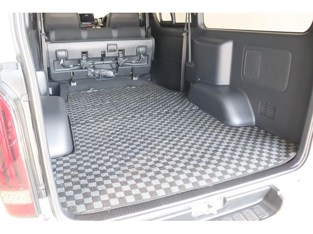 ハイエースバン スーパーGL ダークプライムII ダークプライムII ディーゼル2WD DELF04/17インチAW ナスカータイヤ アルティメットテール フロントエアロ オーバーフェンダー ローダウン アルパインナビ ETC PVM デジタルミラー(56枚目)