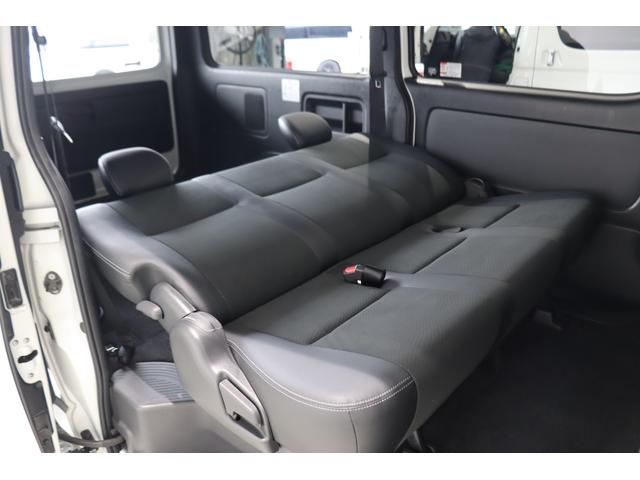 ハイエースバン スーパーＧＬ　ダークプライムＩＩ　買取直販　ブラックエディション　４１５コブラエアロ　オーバーフェンダー　ローダウン　ＭＦ０１／１６インチＡＷ　ナスカータイヤ　アルティメットＬＥＤテール　７インチフルセグナビ　ＥＴＣ　パワスラ　ＰＶＭ（45枚目）