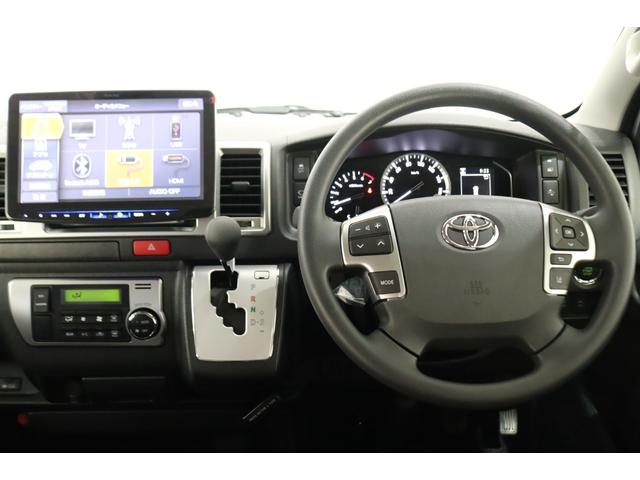 ハイエースバン ロングスーパーＧＬ　大人気ブラックエディション！ＢＩＧＸ１１インチメカレスナビ　　ＥＴＣ２．０　ルーフスピーカー　サイドバー　ベッドキット　クリアランスソナー　パワースライドドア　パノラミックビューモニター付き！（23枚目）