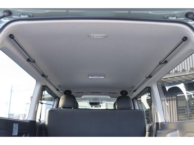 ハイエースバン ロングスーパーＧＬ　大人気ブラックエディション！ＢＩＧＸ１１インチメカレスナビ　　ＥＴＣ２．０　ルーフスピーカー　サイドバー　ベッドキット　クリアランスソナー　パワースライドドア　パノラミックビューモニター付き！（37枚目）