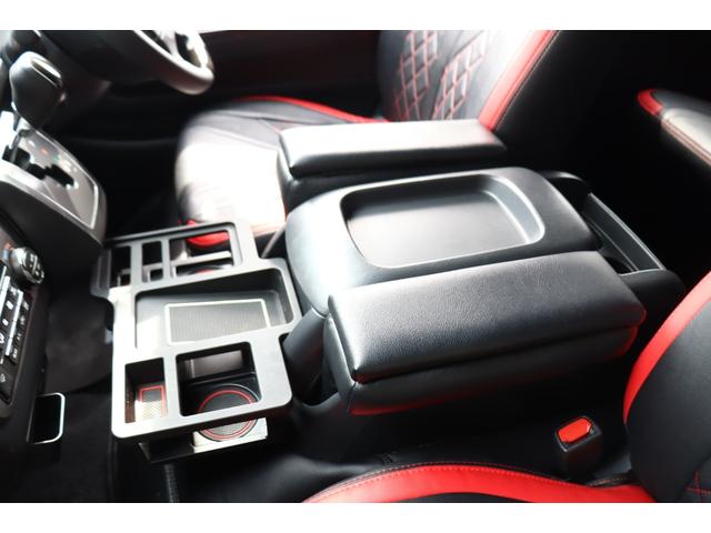 ハイエースバン スーパーＧＬ　ダークプライムＩＩ　ブラックエディション　ネオトレイステール　オーオウンカントリー　１６インチＡＷ　フロントエアロ　ライノラック　オーバーフェンダー　フルセグナビ　ルースピ　ベッド　シートカバー　スライドフロア　カーテン（33枚目）