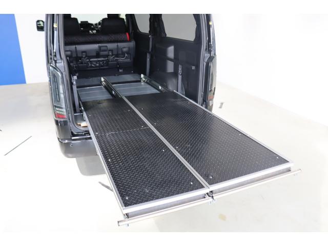 ハイエースバン スーパーＧＬ　ダークプライムＩＩ　ブラックエディション　ネオトレイステール　オーオウンカントリー　１６インチＡＷ　フロントエアロ　ライノラック　オーバーフェンダー　フルセグナビ　ルースピ　ベッド　シートカバー　スライドフロア　カーテン（59枚目）