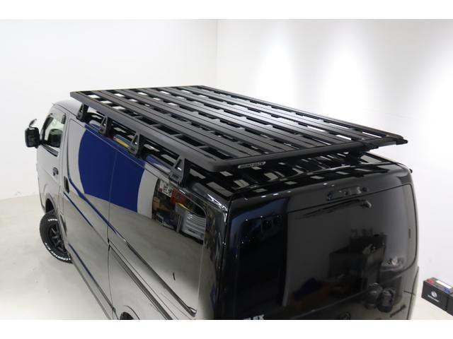 ハイエースバン スーパーＧＬ　ダークプライムＩＩ　ブラックエディション　ネオトレイステール　オーオウンカントリー　１６インチＡＷ　フロントエアロ　ライノラック　オーバーフェンダー　フルセグナビ　ルースピ　ベッド　シートカバー　スライドフロア　カーテン（76枚目）
