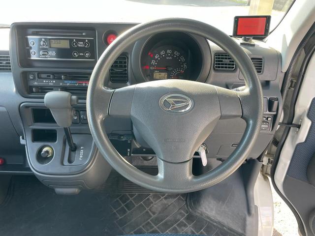 ハイゼットカーゴ クルーズターボ　禁煙車　ハイルーフ　電格ミラー　オーバーヘッドシェルフ　キーレス（25枚目）