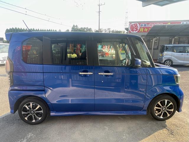 Ｎ－ＢＯＸカスタム Ｇ・Ｌホンダセンシング　禁煙車　左側パワスラ　スマートキー（7枚目）