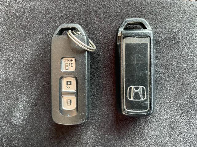 Ｎ－ＢＯＸカスタム Ｇ・Ｌホンダセンシング　禁煙車　左側パワスラ　スマートキー（33枚目）