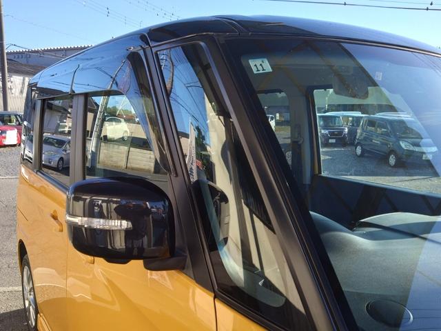 スペーシアカスタムＺ ベースグレード　ＤＣＢＳ　全方位モニター付ナビ　左側パワスラツートーンカラー（17枚目）