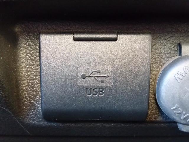 スペーシアカスタムＺ ベースグレード　ＤＣＢＳ　全方位モニター付ナビ　左側パワスラツートーンカラー（39枚目）