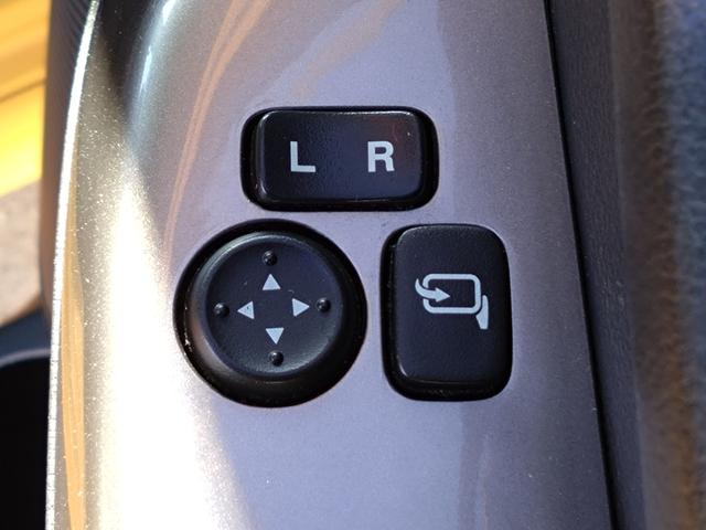 スペーシアカスタムＺ ベースグレード　ＤＣＢＳ　全方位モニター付ナビ　左側パワスラツートーンカラー（44枚目）