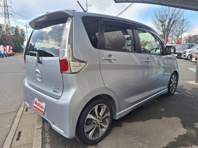 デイズ ハイウェイスター　Ｇ　スマートキー　アラウンドビュー（9枚目）