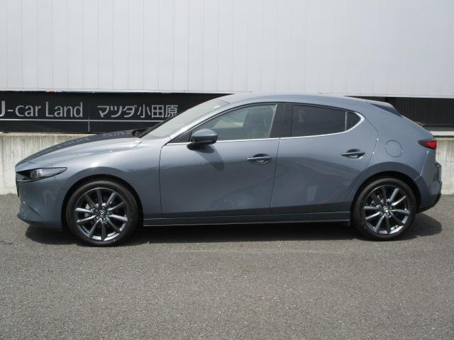 ＭＡＺＤＡ３ファストバック ＸＤプロアクティブ　ツーリングセレクション　ディーゼルターボ　ナビ　３６０度モニター　車線逸脱警報　レーダークルーズコントロール　ハンドル／シートヒーター　赤革電動シート　純１８ＡＷ　元・試乗車（27枚目）