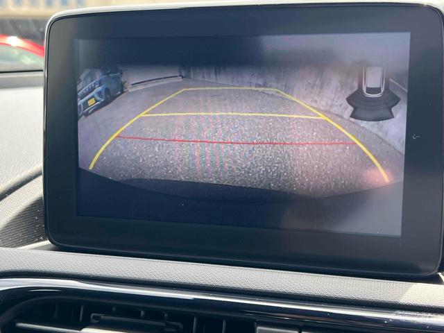 ロードスター Ｓスペシャルパッケージ　オープンカー　バックカメラ　ナビ　クリアランスソナー　レーンアシスト　衝突被害軽減システム　オートライト　ＬＥＤヘッドランプ　ＭＴ　スマートキー　アイドリングストップ　シートヒーター　アルミホイール（5枚目）