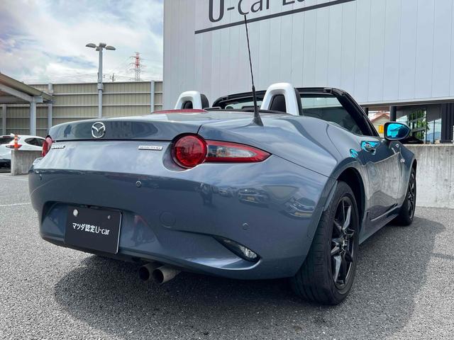 ロードスター Ｓスペシャルパッケージ　オープンカー　バックカメラ　ナビ　クリアランスソナー　レーンアシスト　衝突被害軽減システム　オートライト　ＬＥＤヘッドランプ　ＭＴ　スマートキー　アイドリングストップ　シートヒーター　アルミホイール（17枚目）