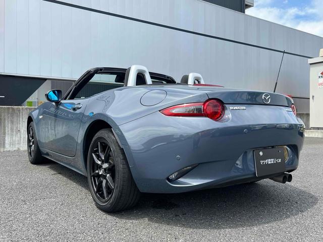 ロードスター Ｓスペシャルパッケージ　オープンカー　バックカメラ　ナビ　クリアランスソナー　レーンアシスト　衝突被害軽減システム　オートライト　ＬＥＤヘッドランプ　ＭＴ　スマートキー　アイドリングストップ　シートヒーター　アルミホイール（18枚目）