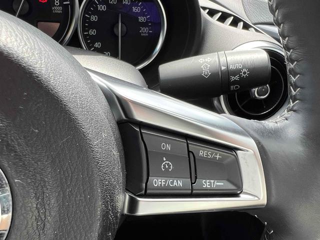 ロードスター Ｓスペシャルパッケージ　オープンカー　バックカメラ　ナビ　クリアランスソナー　レーンアシスト　衝突被害軽減システム　オートライト　ＬＥＤヘッドランプ　ＭＴ　スマートキー　アイドリングストップ　シートヒーター　アルミホイール（24枚目）