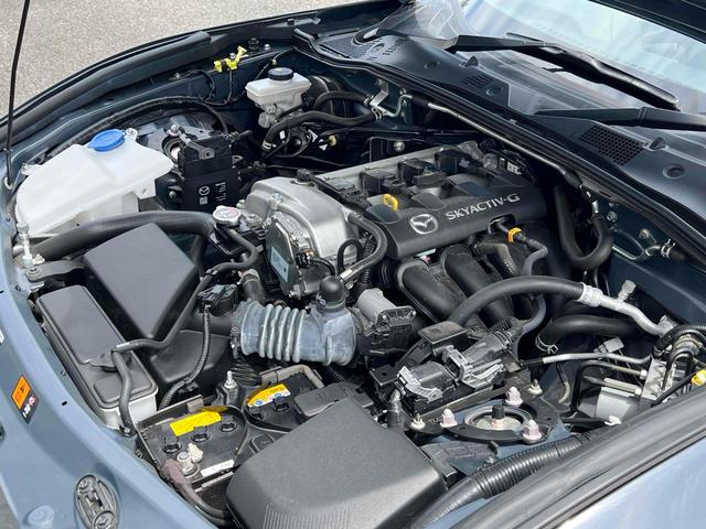 ロードスター Ｓスペシャルパッケージ　オープンカー　バックカメラ　ナビ　クリアランスソナー　レーンアシスト　衝突被害軽減システム　オートライト　ＬＥＤヘッドランプ　ＭＴ　スマートキー　アイドリングストップ　シートヒーター　アルミホイール（38枚目）