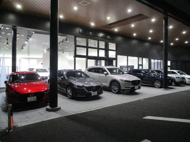 ロードスター Ｓスペシャルパッケージ　オープンカー　バックカメラ　ナビ　クリアランスソナー　レーンアシスト　衝突被害軽減システム　オートライト　ＬＥＤヘッドランプ　ＭＴ　スマートキー　アイドリングストップ　シートヒーター　アルミホイール（43枚目）