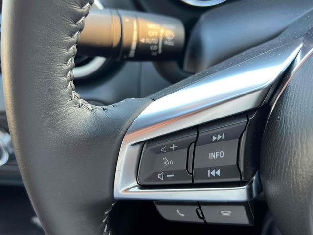 ロードスター １００周年特別記念車　オープンカー　ＥＴＣ　バックカメラ　ナビ　ＴＶ　クリアランスソナー　オートクルーズコントロール　レーンアシスト　衝突被害軽減システム　オートライト　ＬＥＤヘッドランプ　ＭＴ　スマートキー（10枚目）