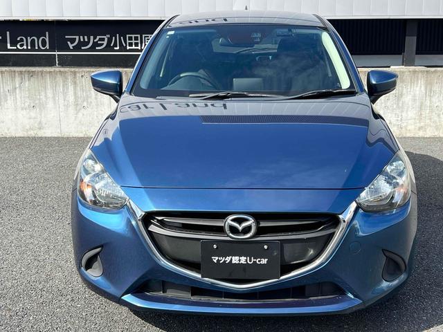 デミオ １３Ｓ　ワンオーナー　ドライブレコーダー　バックカメラ　ナビ　衝突被害軽減システム　スマートキー　アイドリングストップ　電動格納ミラー　ＡＴ　盗難防止システム　衝突安全ボディ　ＡＢＳ　ＥＳＣ　ＵＳＢ（13枚目）