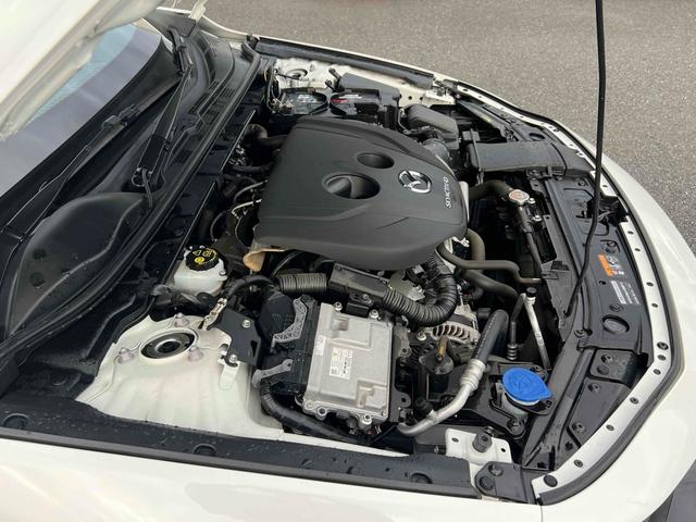 ＭＡＺＤＡ３ファストバック ＸＤ　１００周年特別記念車　ＥＴＣ　全周囲カメラ　ナビ　ＴＶ　クリアランスソナー　オートクルーズコントロール　レーンアシスト　衝突被害軽減システム　アルミホイール　オートマチックハイビーム　オートライト　ＬＥＤヘッドランプ（39枚目）