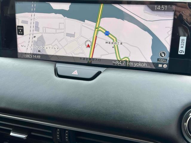 ＣＸ－６０ ＸＤ－ハイブリッド　トレッカー　４ＷＤ　ＥＴＣ　全周囲カメラ　クリアランスソナー　オートクルーズコントロール　パワーシート　衝突被害軽減システム　サンルーフ　ナビ　ＴＶ　オートマチックハイビーム　オートライト　ＬＥＤヘッドランプ（4枚目）